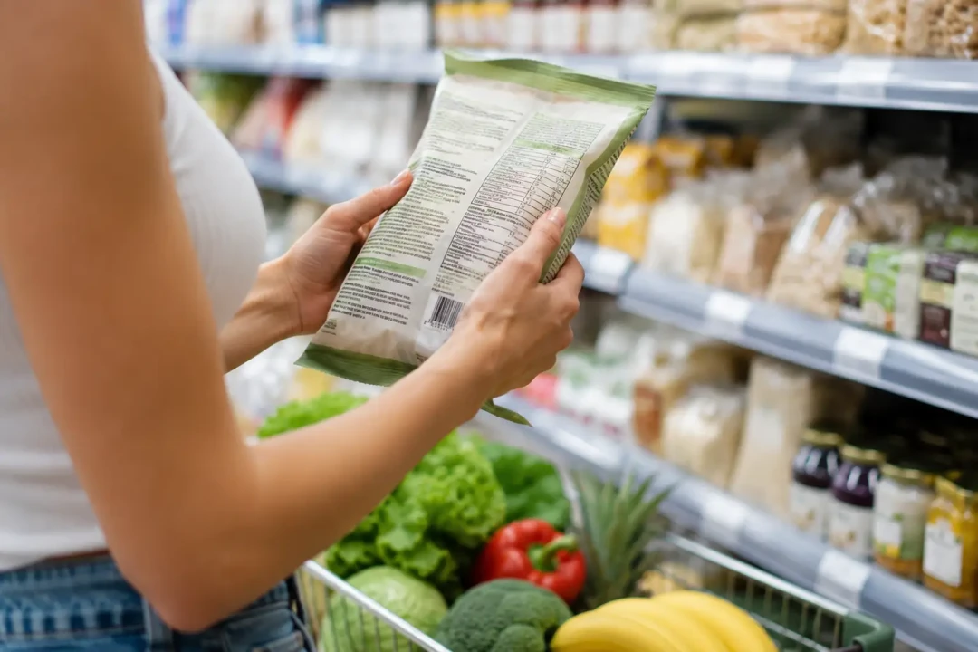Comment lire les étiquettes alimentaires : décrypter ce qu'on met dans son panier